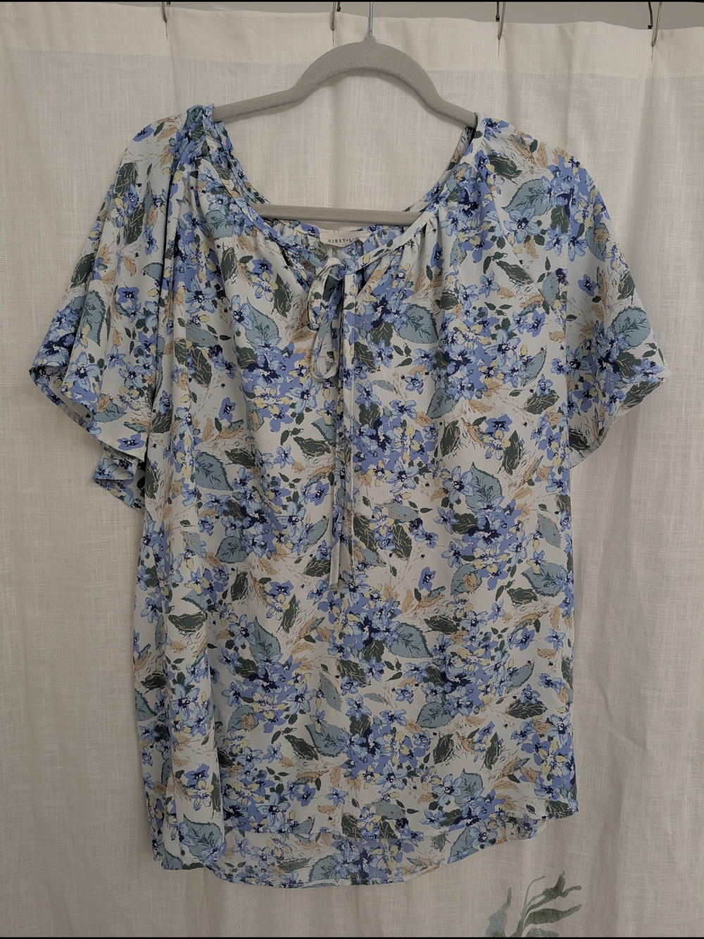 First Love Blue Floral Flutter Sleeve Blouse Large